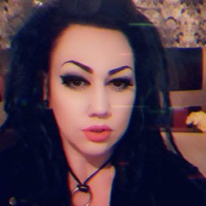 Meet your Posher, Lyndsy